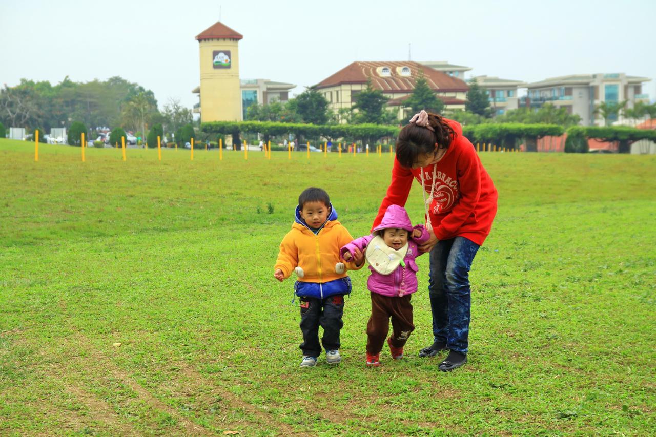 Tsou Ma Lai Farm Hotel Tainan Esterno foto
