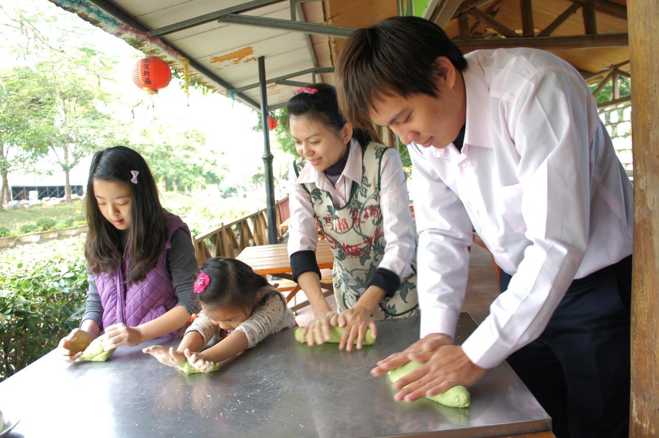 Tsou Ma Lai Farm Hotel Tainan Esterno foto